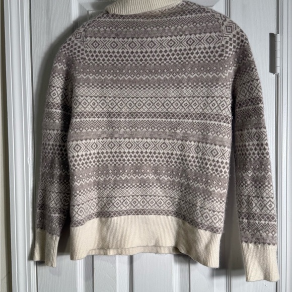 Lands’ End Girls 100% Cashmere Fair Isle Turtleneck Sweater – Size M (10–12) - Picture 6 of 6